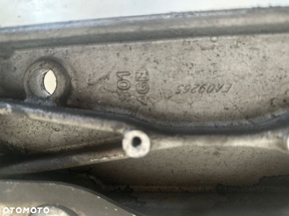 Infiniti Q50 Rama pomocnicza przednia sanki wózek - 4