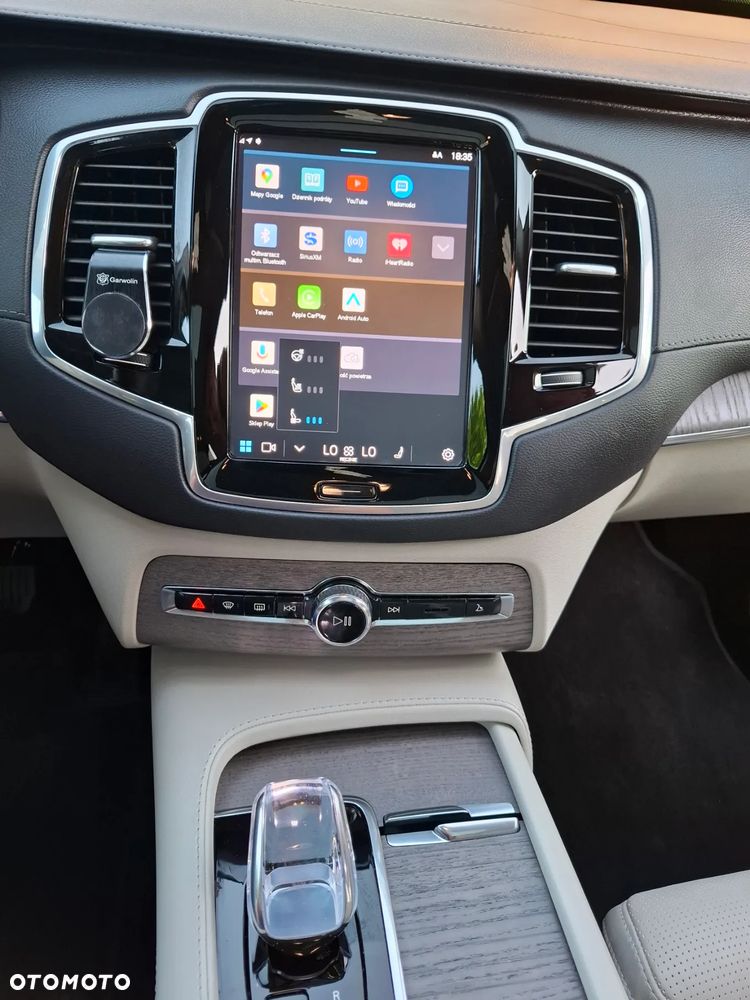 Volvo XC 90 - 26