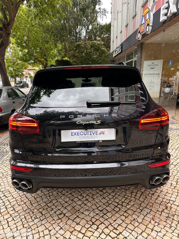 Porsche Cayenne S E-Hybrid Platinum Edition - 4
