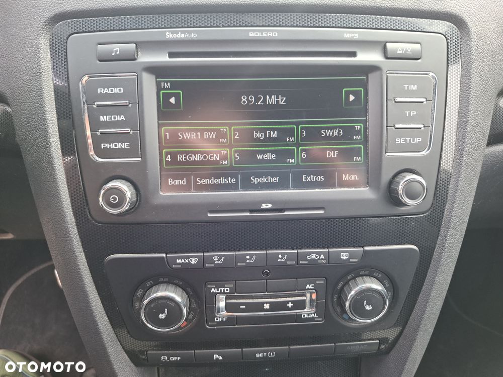 Skoda Octavia 2.0 TSI DSG RS - 21