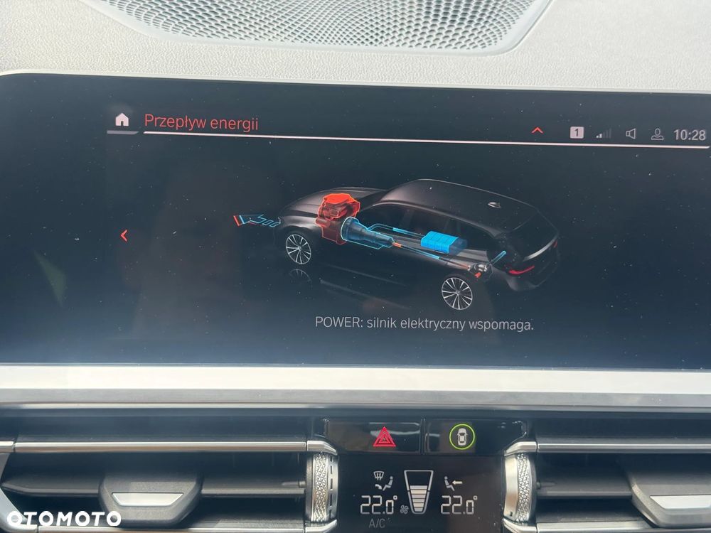 BMW Seria 3 320d Sport Line - 23