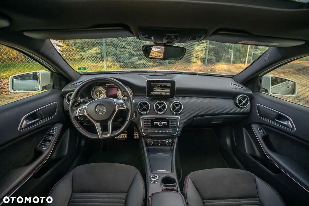 Mercedes-Benz Klasa A 200 CDI 4Matic 7G-DCT AMG Line - 35