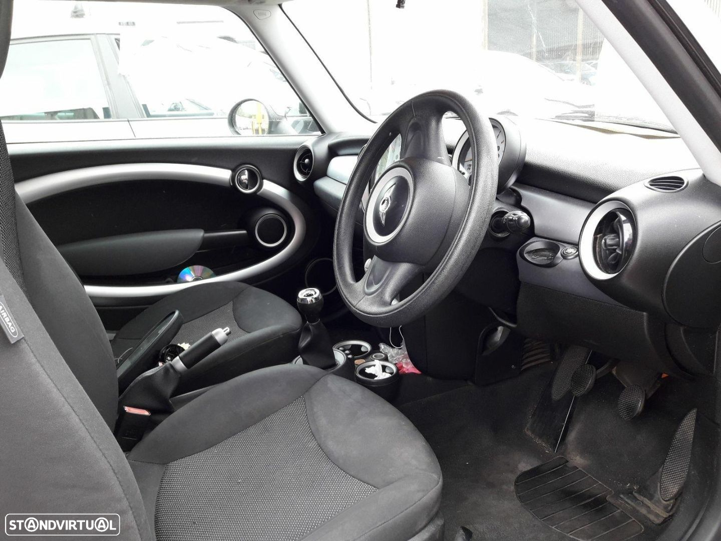 Mini Cooper D  r56 1.6 HDI de 2009 disponível para peças PEGA DA MALA VENDIDA - 6