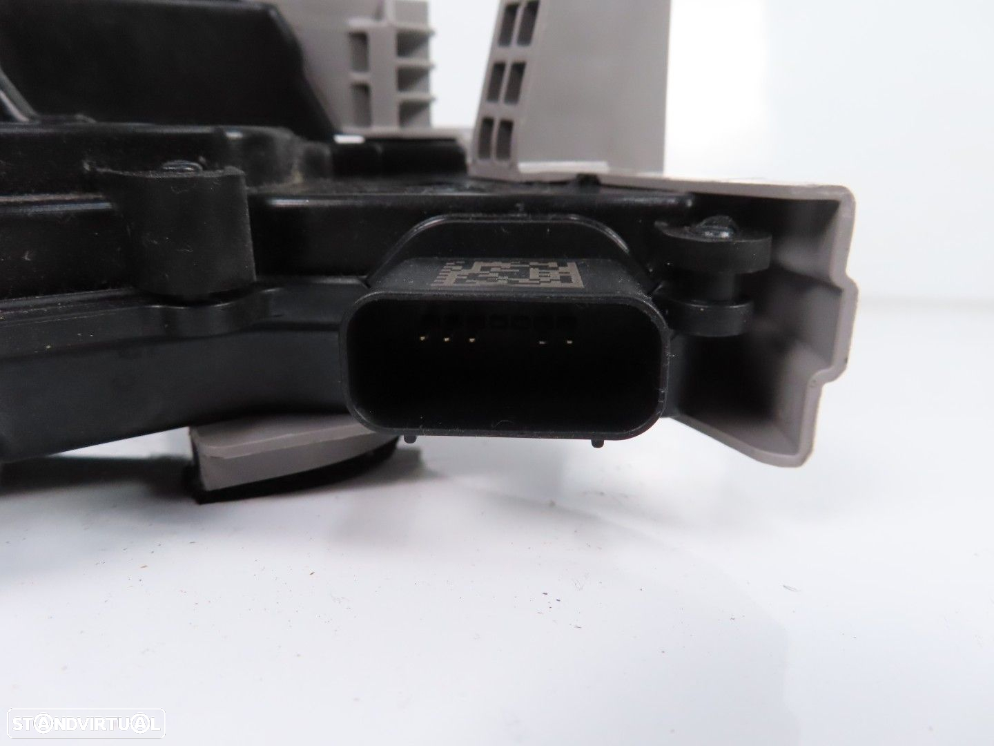 Fecho da porta Direito/Trás Usado / Original HYUNDAI KONA / KAUAI (OS) 81420J900... - 3