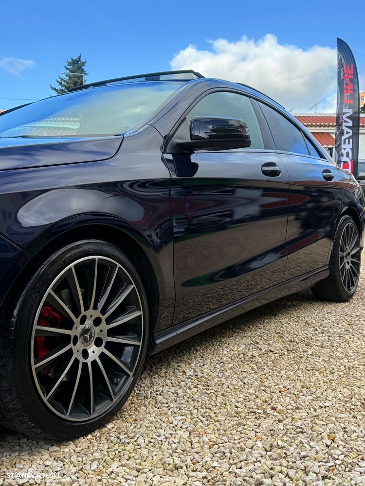 Mercedes-Benz CLA 180 d Shooting Brake AMG Line - 13