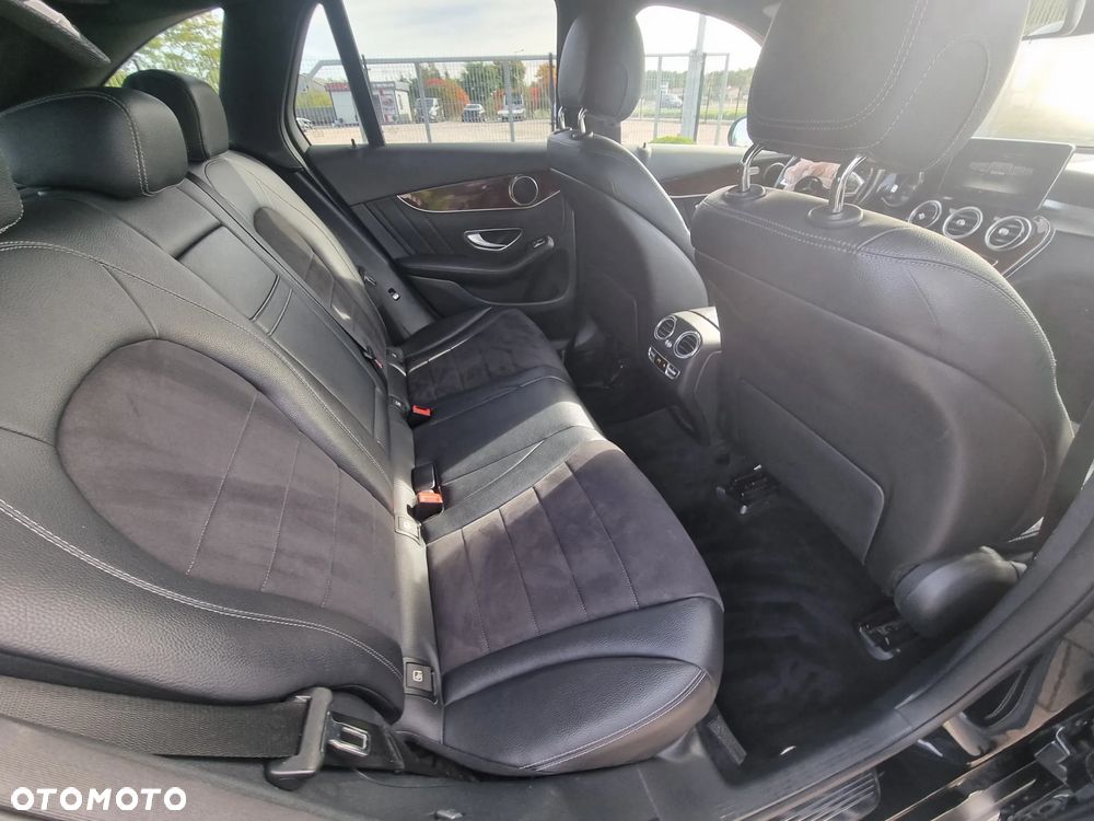 Mercedes-Benz GLC 250 d 4Matic 9G-TRONIC - 9