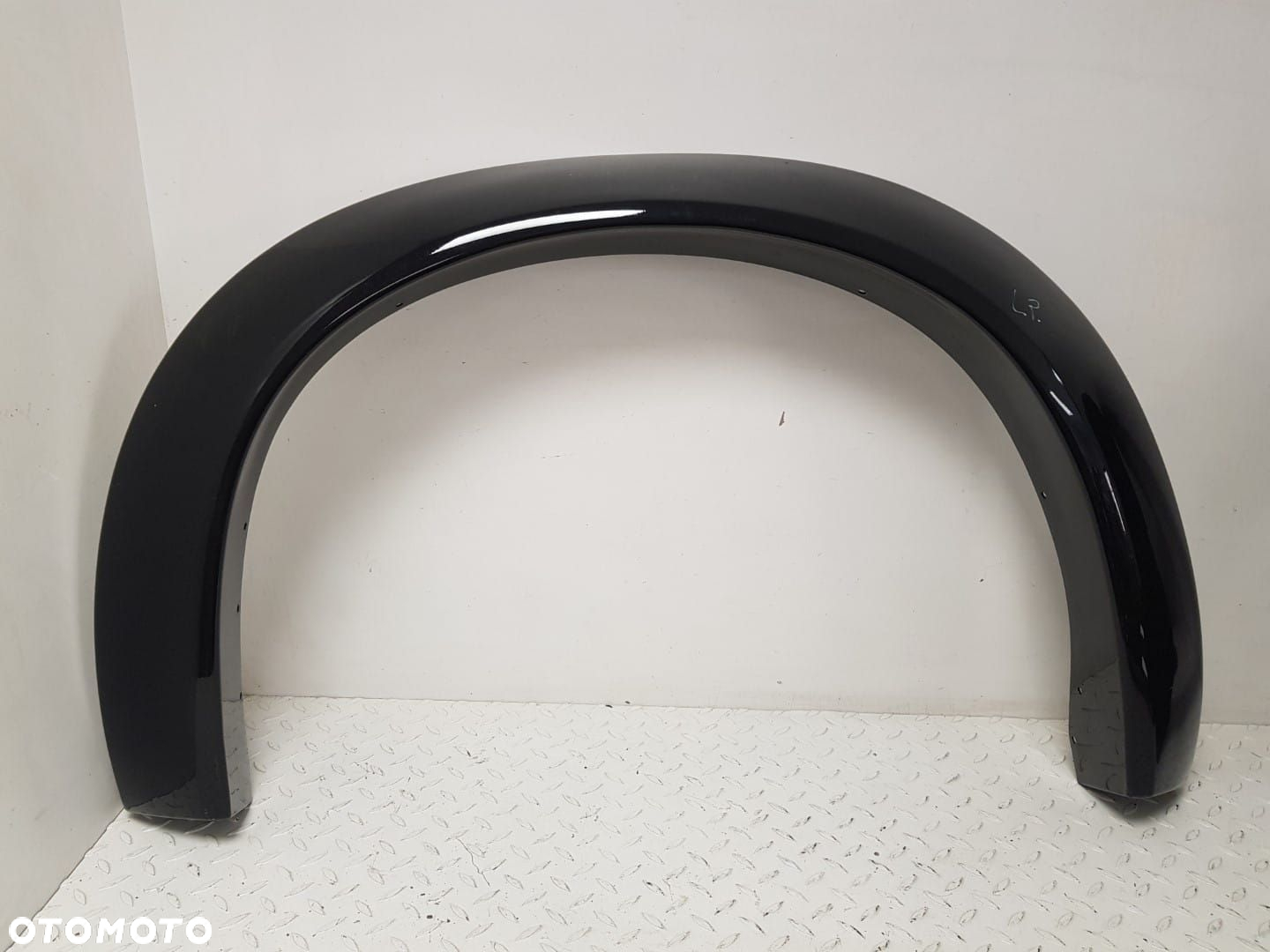 NOWA LISTWA NADKŁADKA POSZERZENIE BŁOTNIKA CZARNA DODGE CHALLENGER 08-22 PRZÓD LEWA AVS 850250 - 3