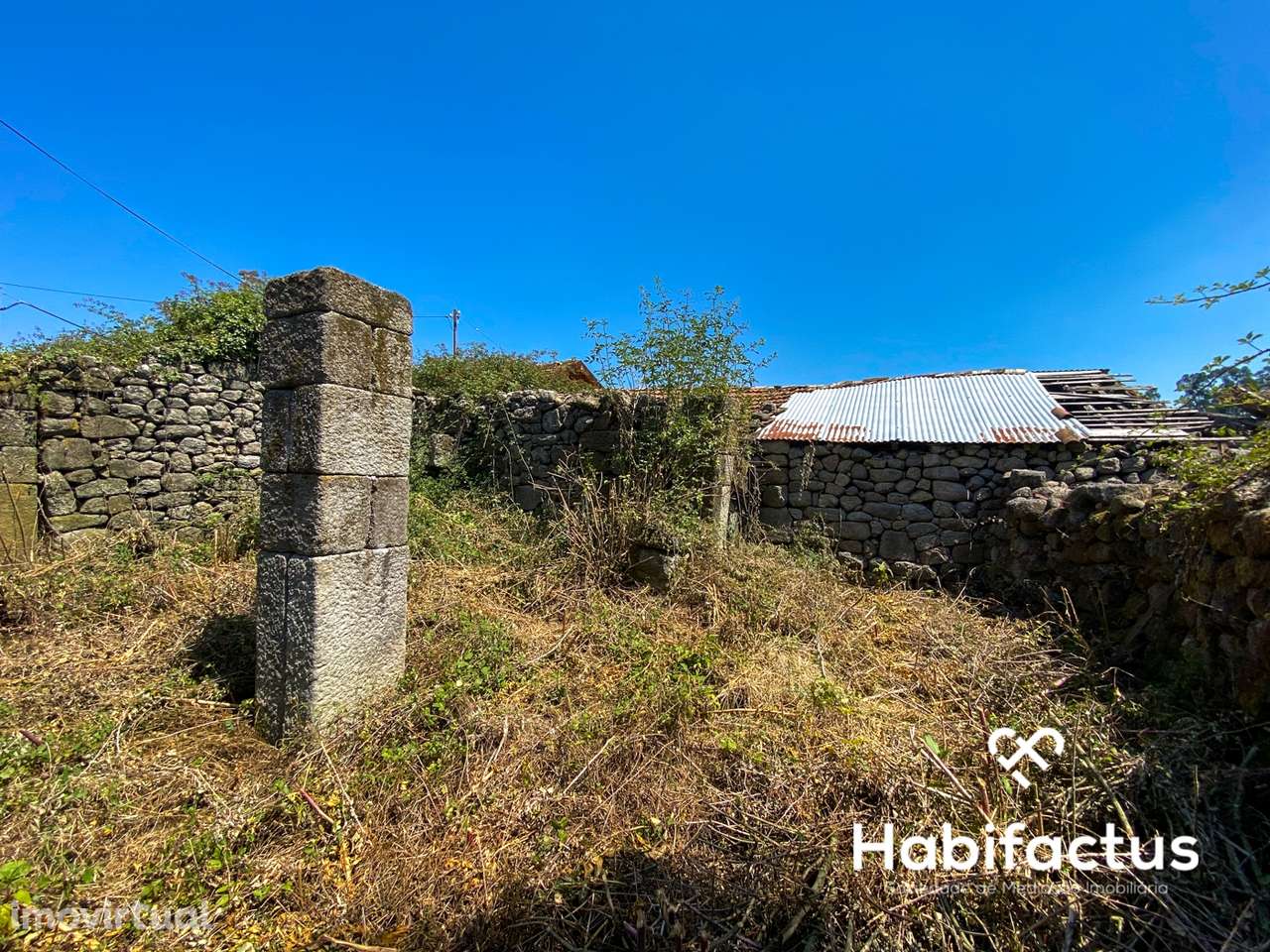 Moradia para reconstruir em Viseu - Grande imagem: 5/23