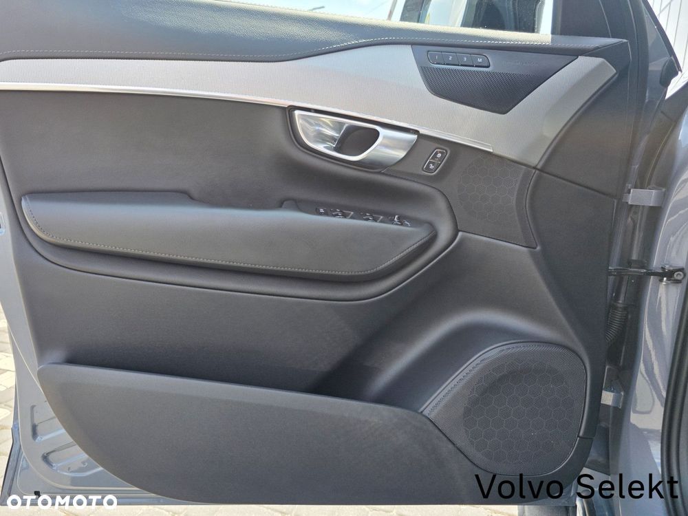 Volvo XC 90 - 15