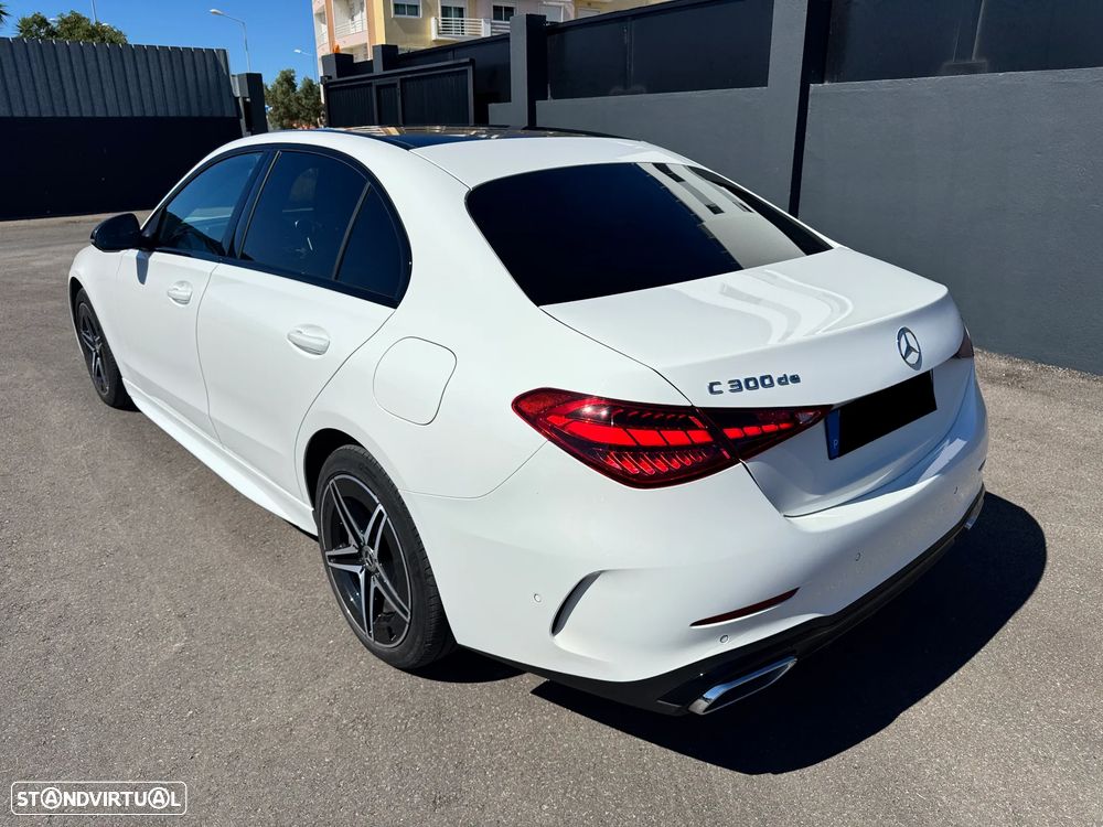 Mercedes-Benz C 300 de AMG Line - 4