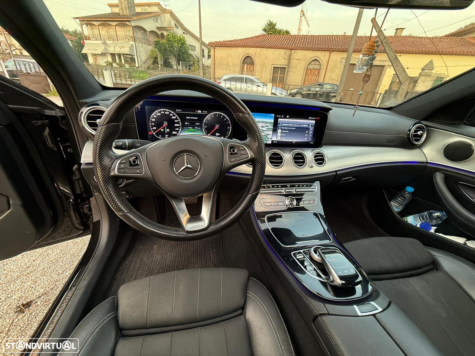 Mercedes-Benz E 350 e AMG - 17