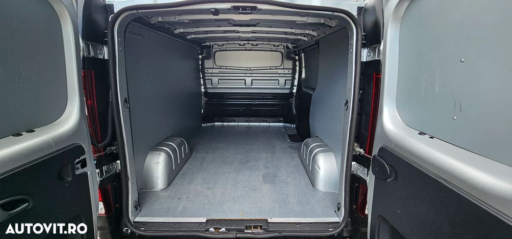 Renault Trafic ENERGY Spaceclass - 11