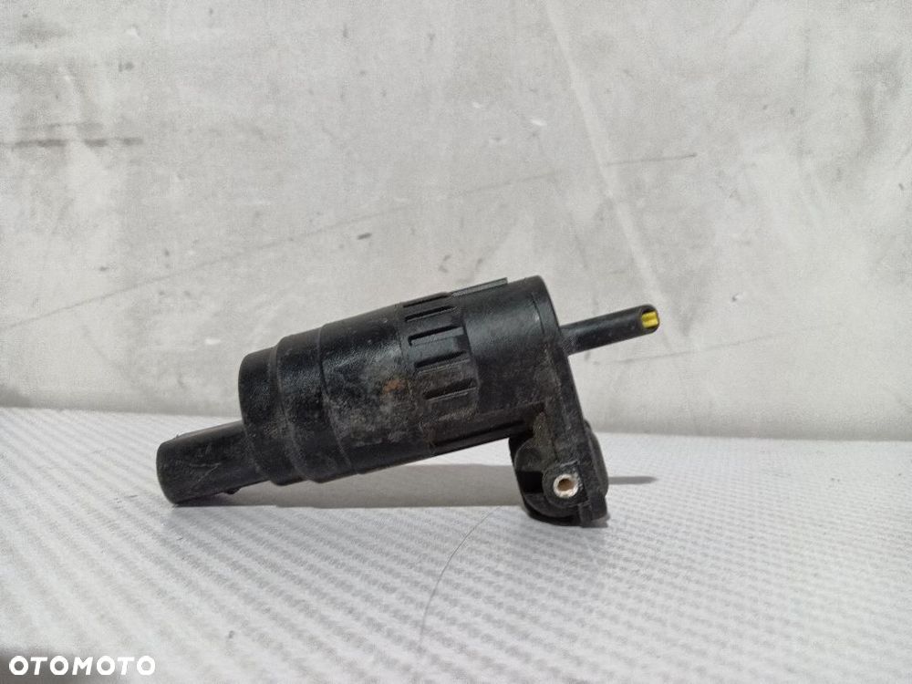 POMPKA SPRYSKIWACZA SZYB VW OE 1K6955651 - 2