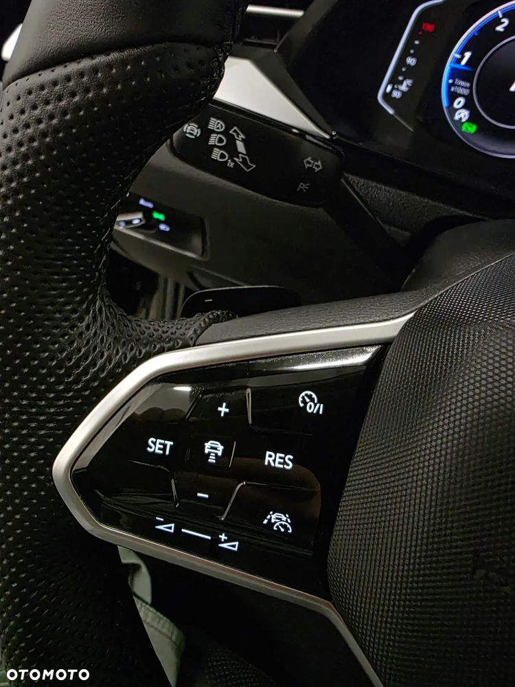 Volkswagen Arteon Shooting Brake 2.0 TDI SCR DSG Elegance - 22