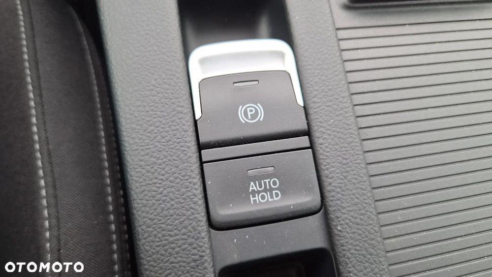 Volkswagen Passat Variant 2.0 TDI BMT Highline DSG - 26