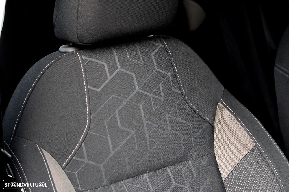 Peugeot 2008 1.6 BlueHDi Style - 20