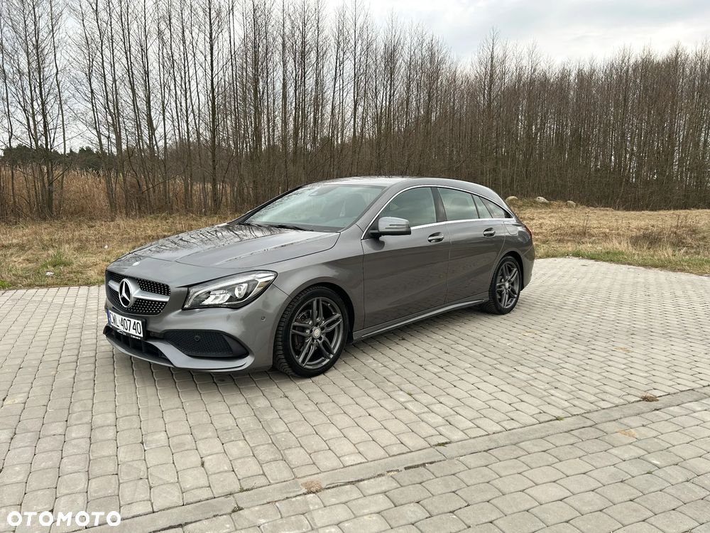 Mercedes-Benz CLA 180 7G-DCT AMG Line - 4