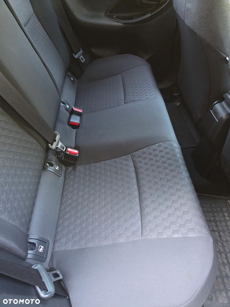 Toyota Yaris - 9