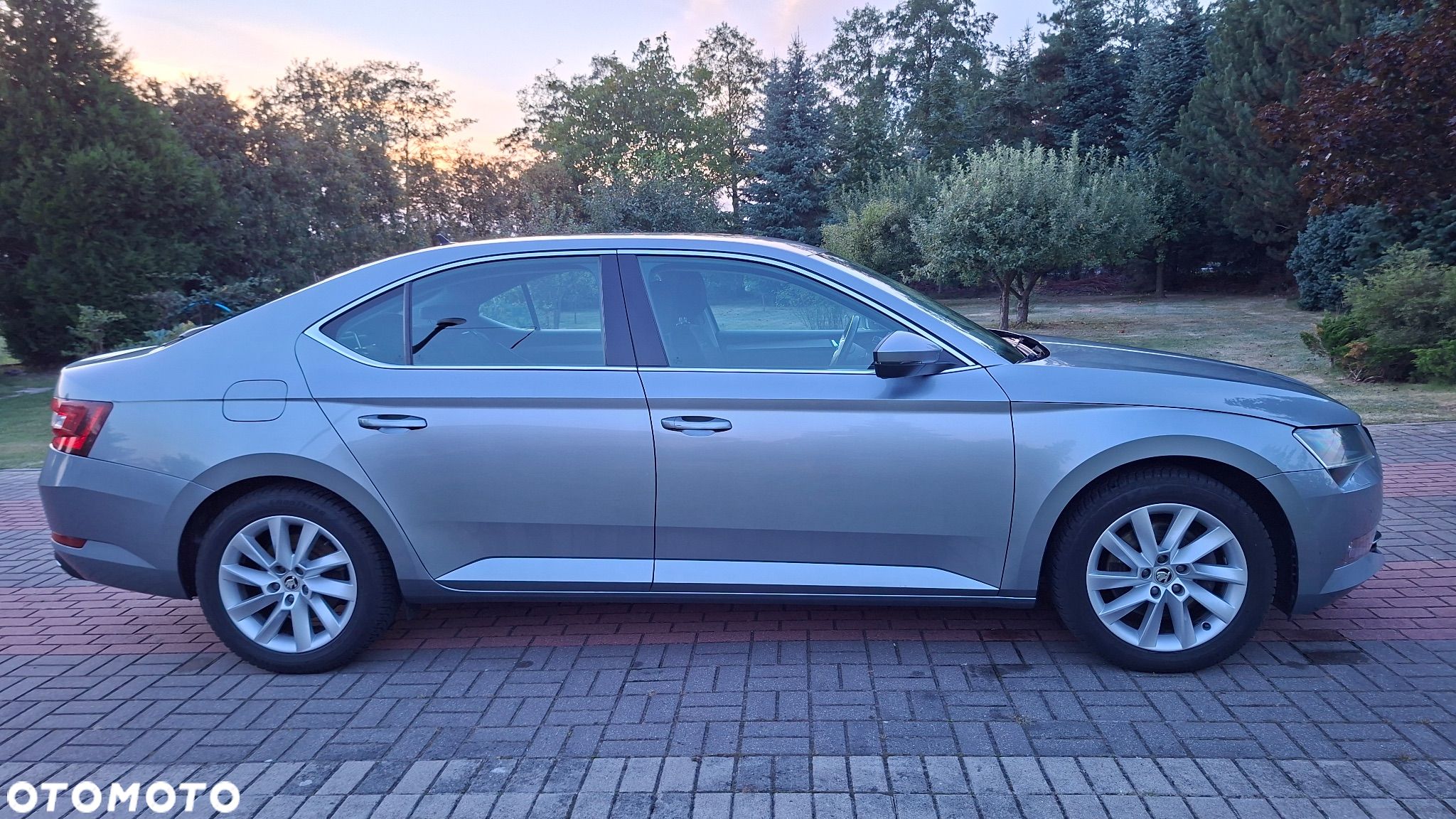 Skoda Superb 2.0 TDI Style DSG - 1