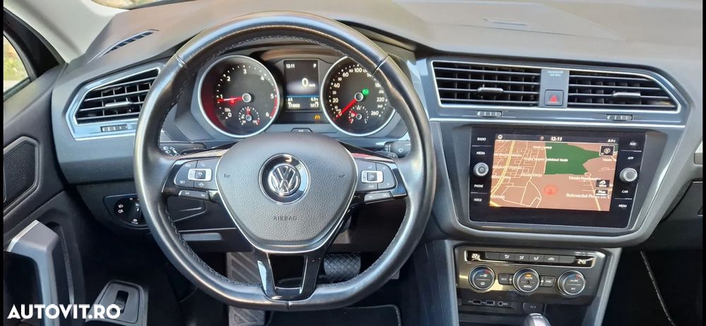 Volkswagen Tiguan - 21