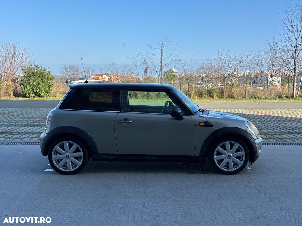 Mini Cooper Standard - 8