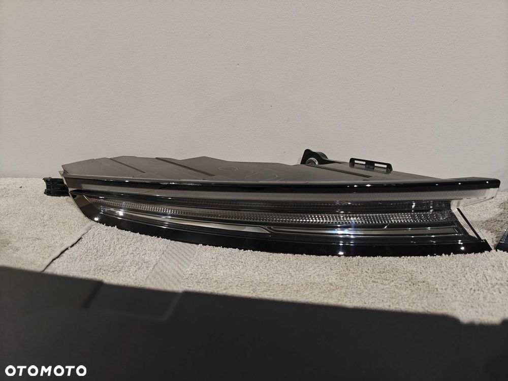Komplet Lamp Tylnych Blenda Porsche Taycan EUROPA - 5