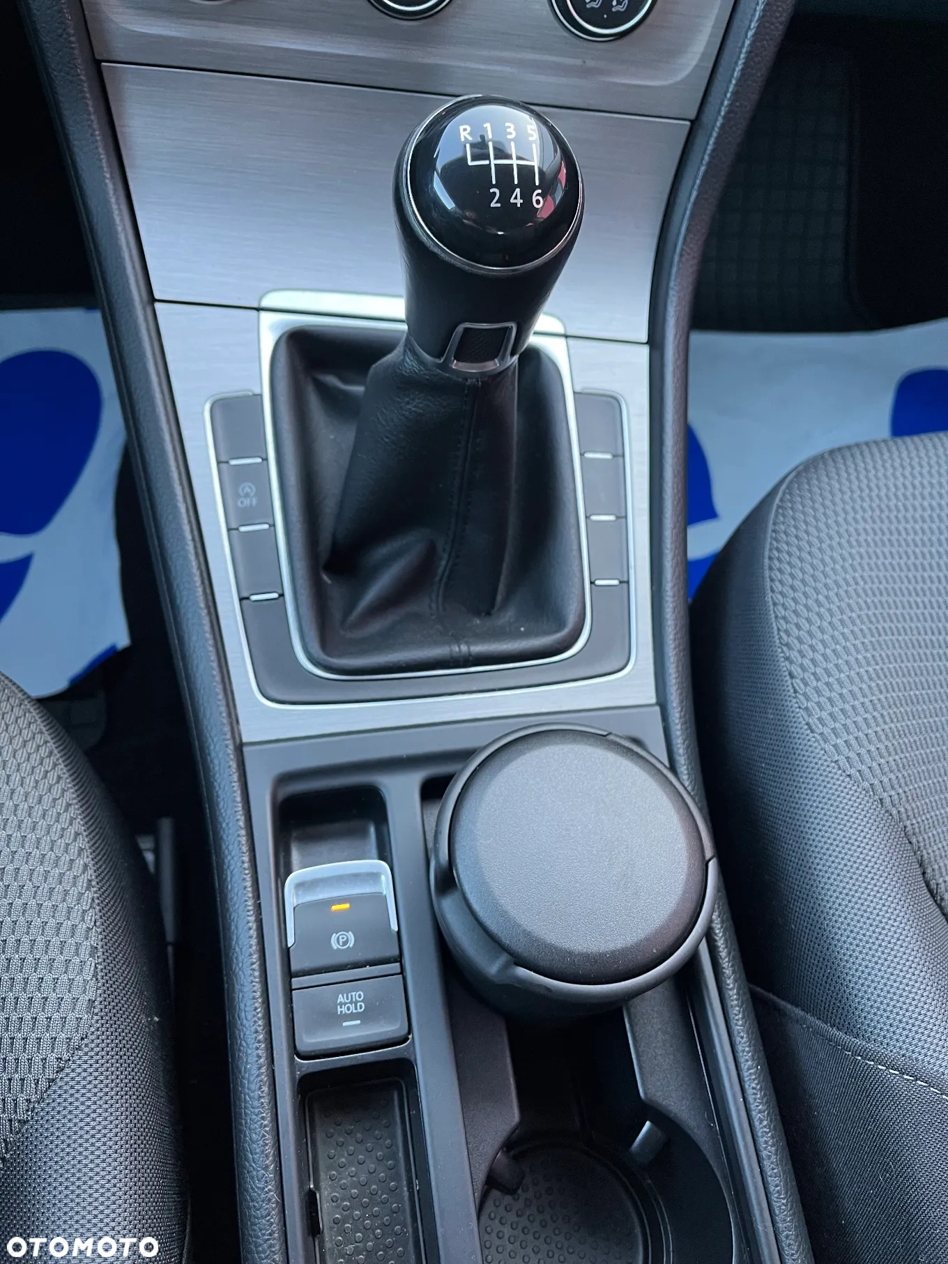 Volkswagen Golf VII 1.2 TSI BMT Comfortline - 19