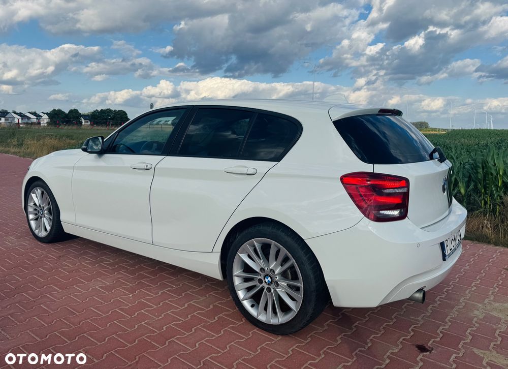 BMW Seria 1 116i - 4
