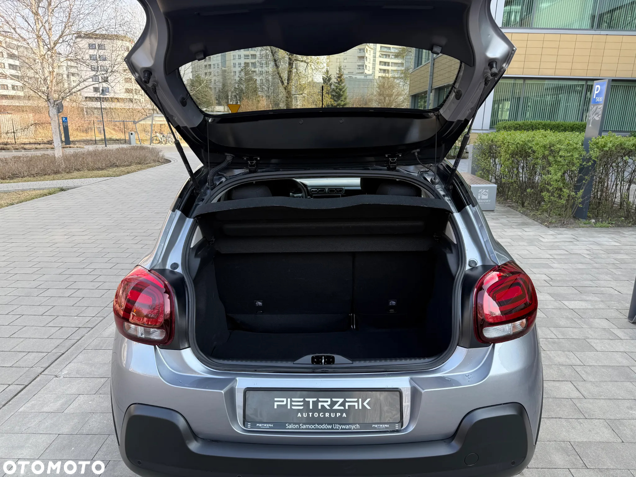 Citroën C3 1.2 PureTech Max EAT6 - 8