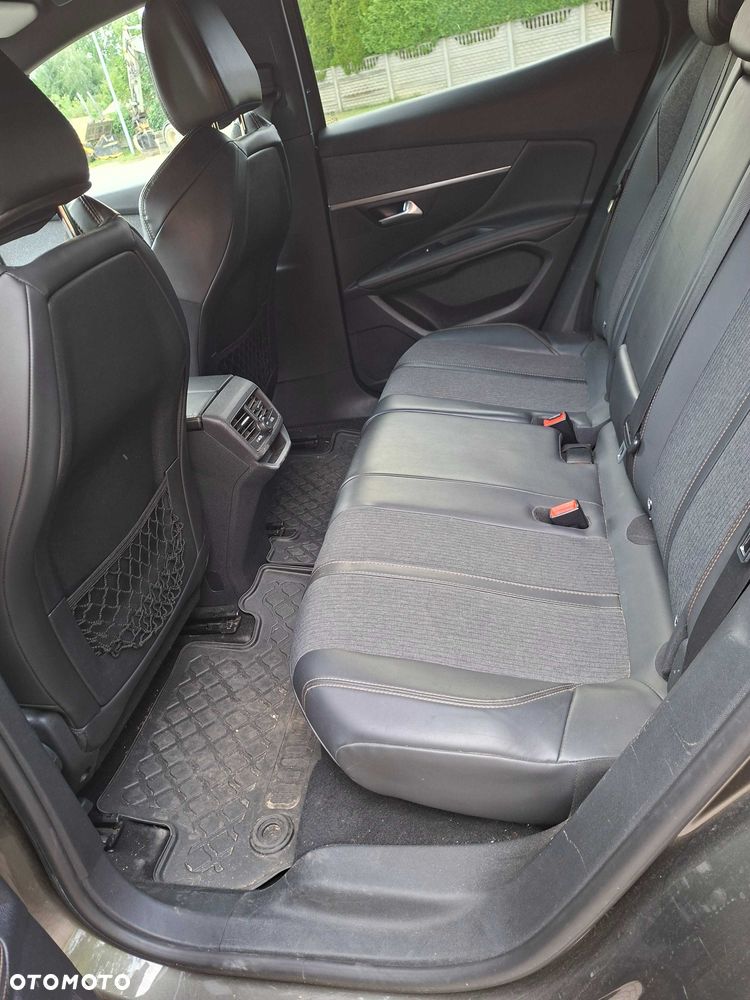 Peugeot 3008 - 8