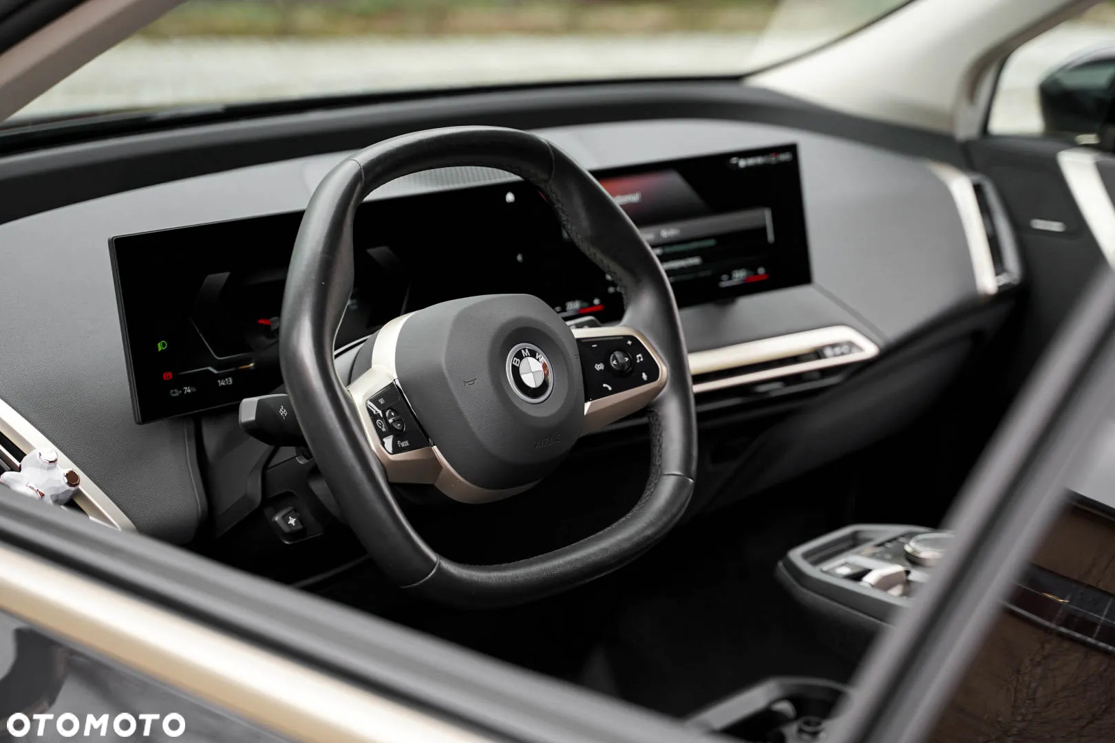 BMW iX xDrive40 - 15