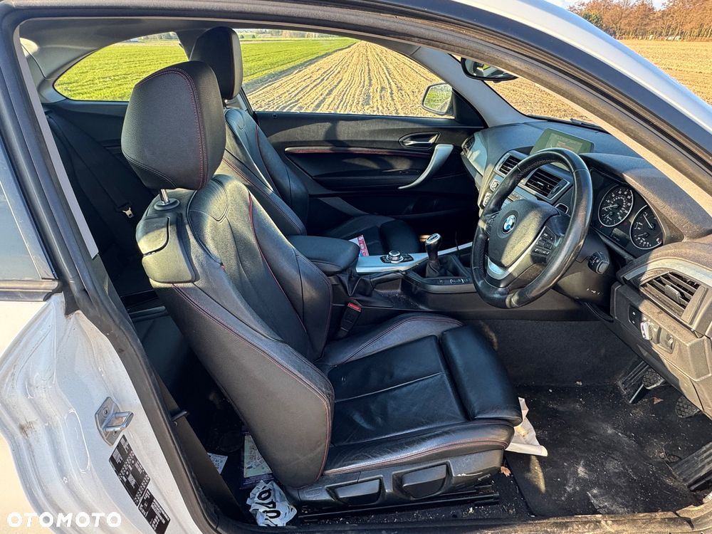 BMW Seria 2 218d Sport Line - 7