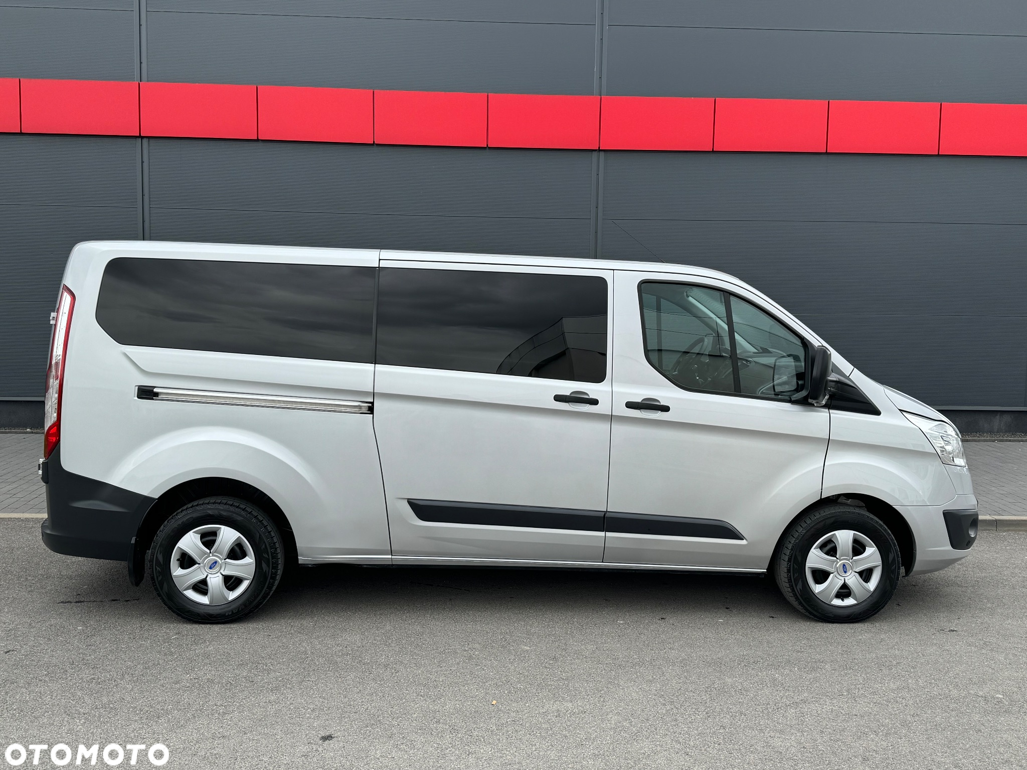 Ford Transit Custom - 13