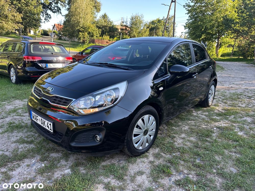 Kia Rio 1.4 Fifa World Cup Edition - 1