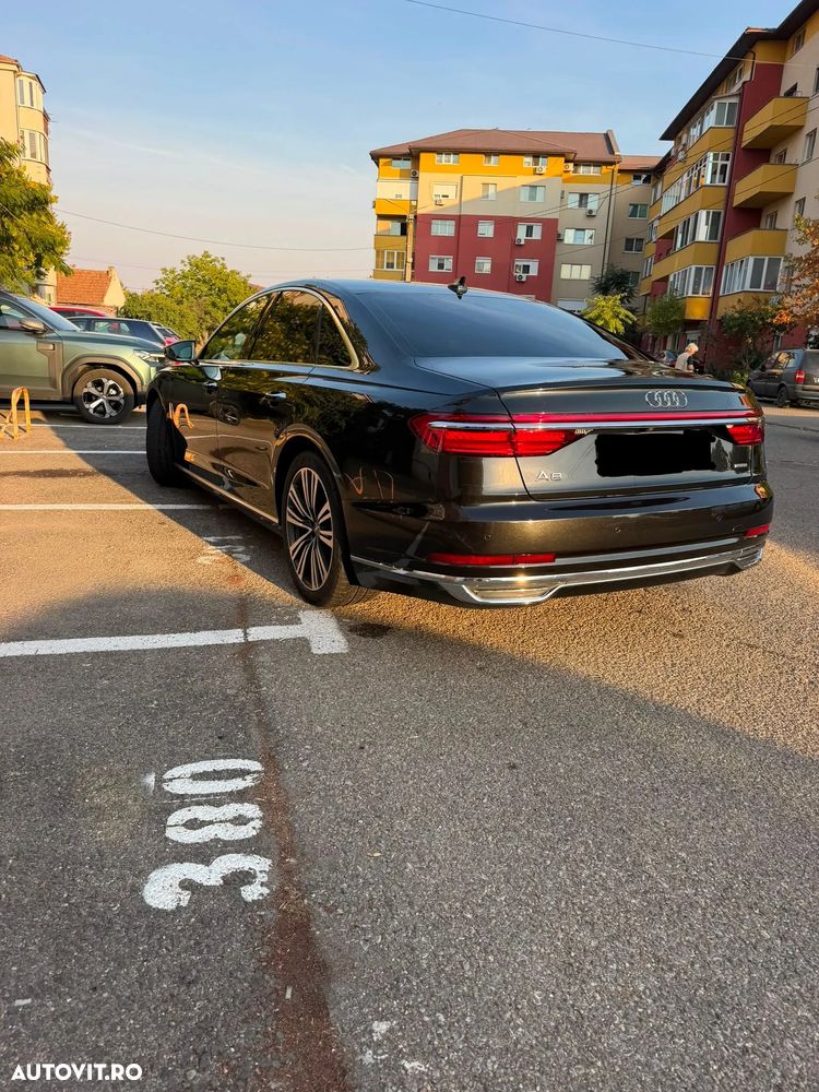 Audi A8 - 3