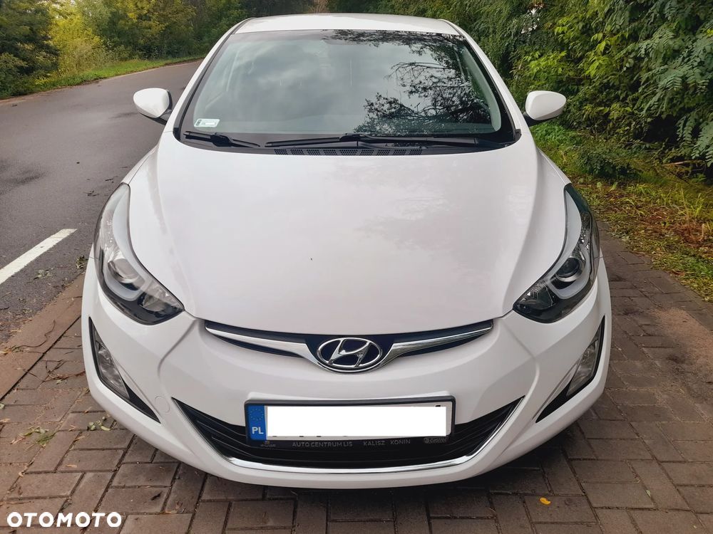 Hyundai Elantra 1.6 Comfort - 8