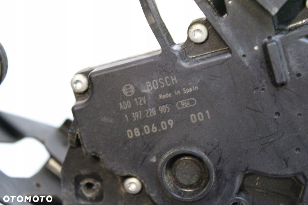 Mechanizm wycieraczki tył silniczek BMW e61 e91 KOMBI 7208601 - 7