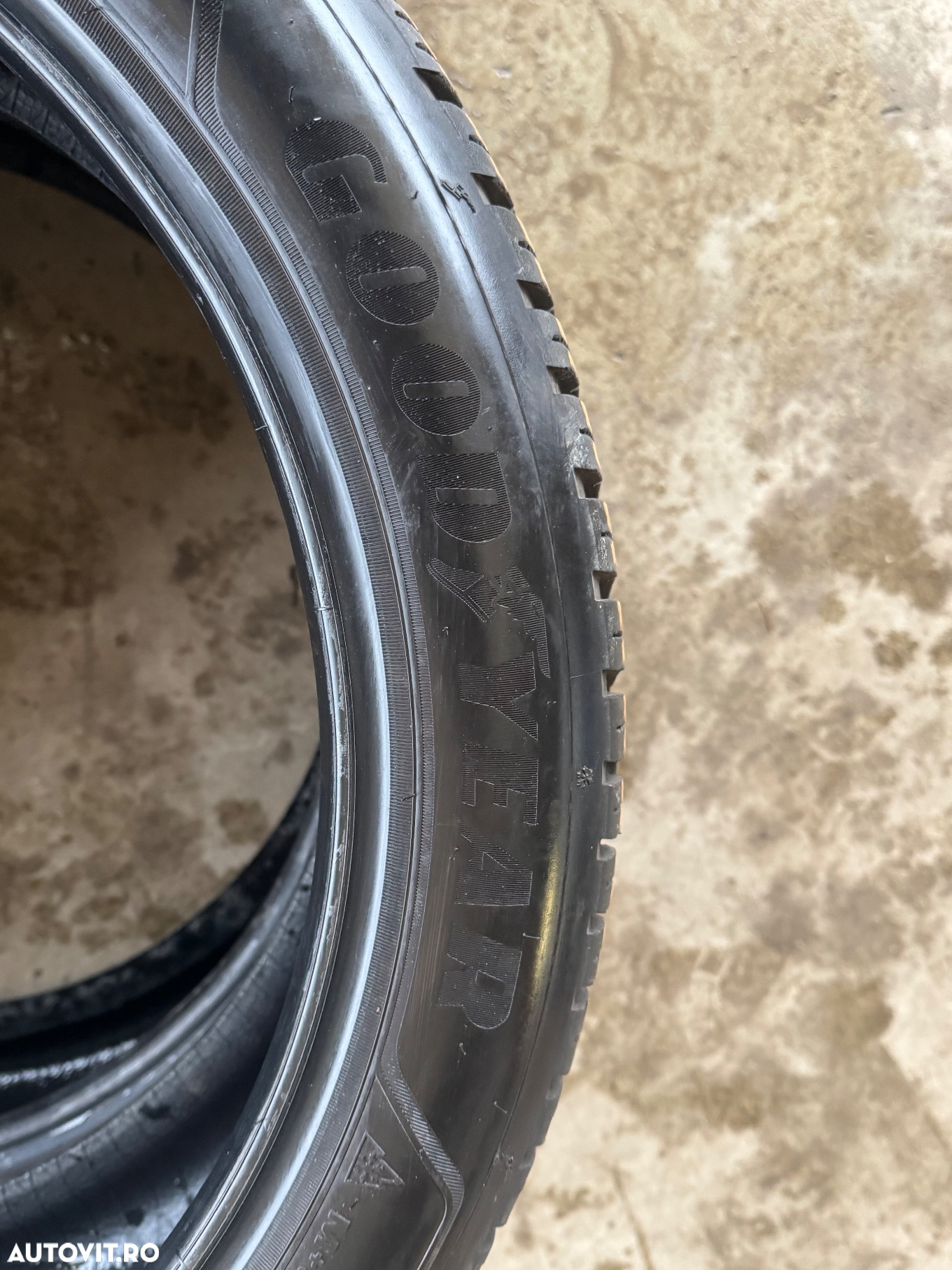 Vând 2 anvelope 215/45/20 goodyear allseazon ca noi - 5
