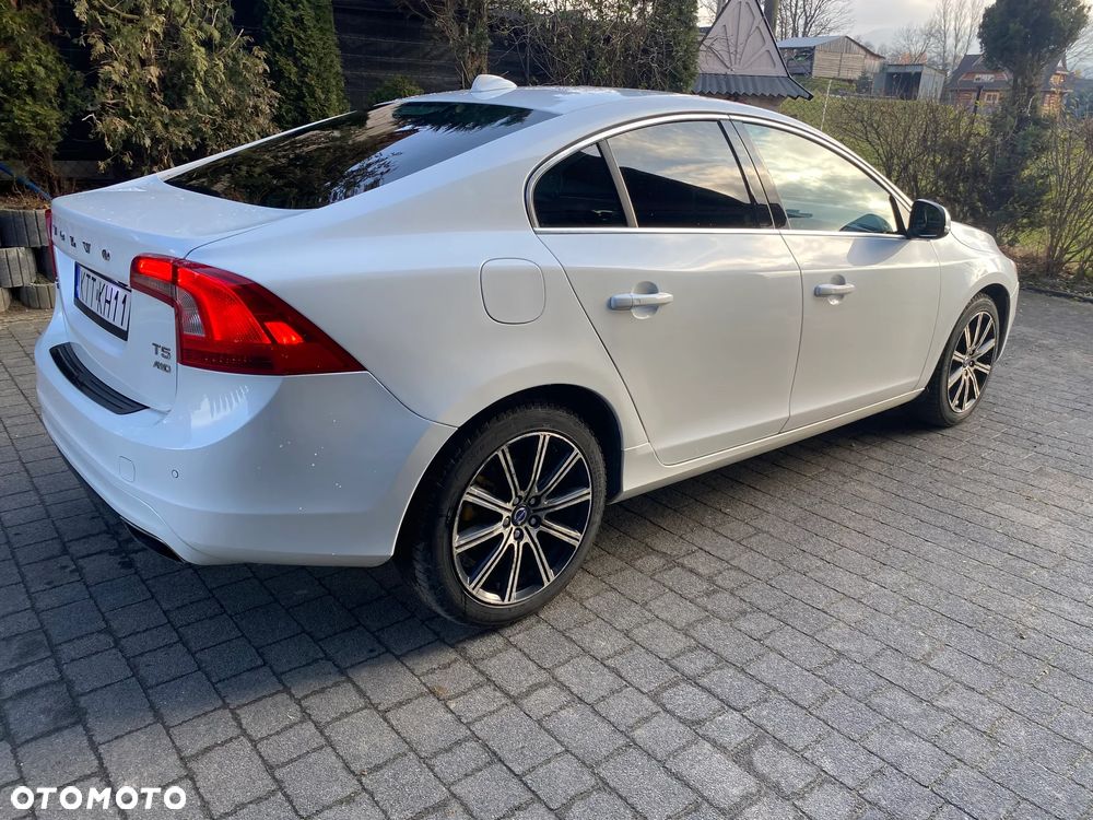 Volvo S60 2.5 T5 AWD - 5