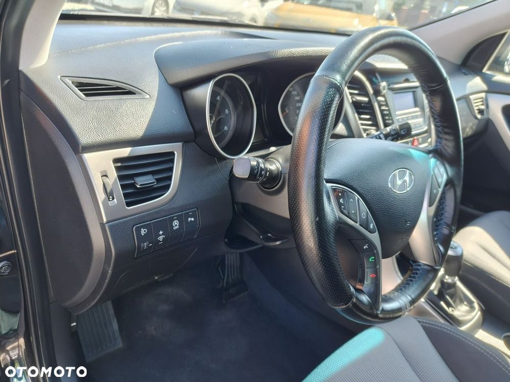 Hyundai i30 1.6 CRDi BlueDrive Comfort - 9