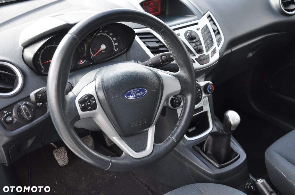 Ford Fiesta 1.25 Titanium - 17