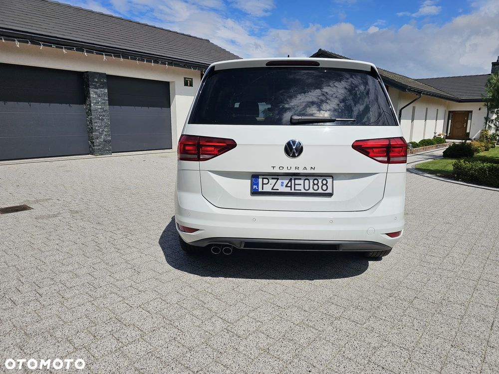 Volkswagen Touran 2.0 TDI BMT Comfortline DSG - 2