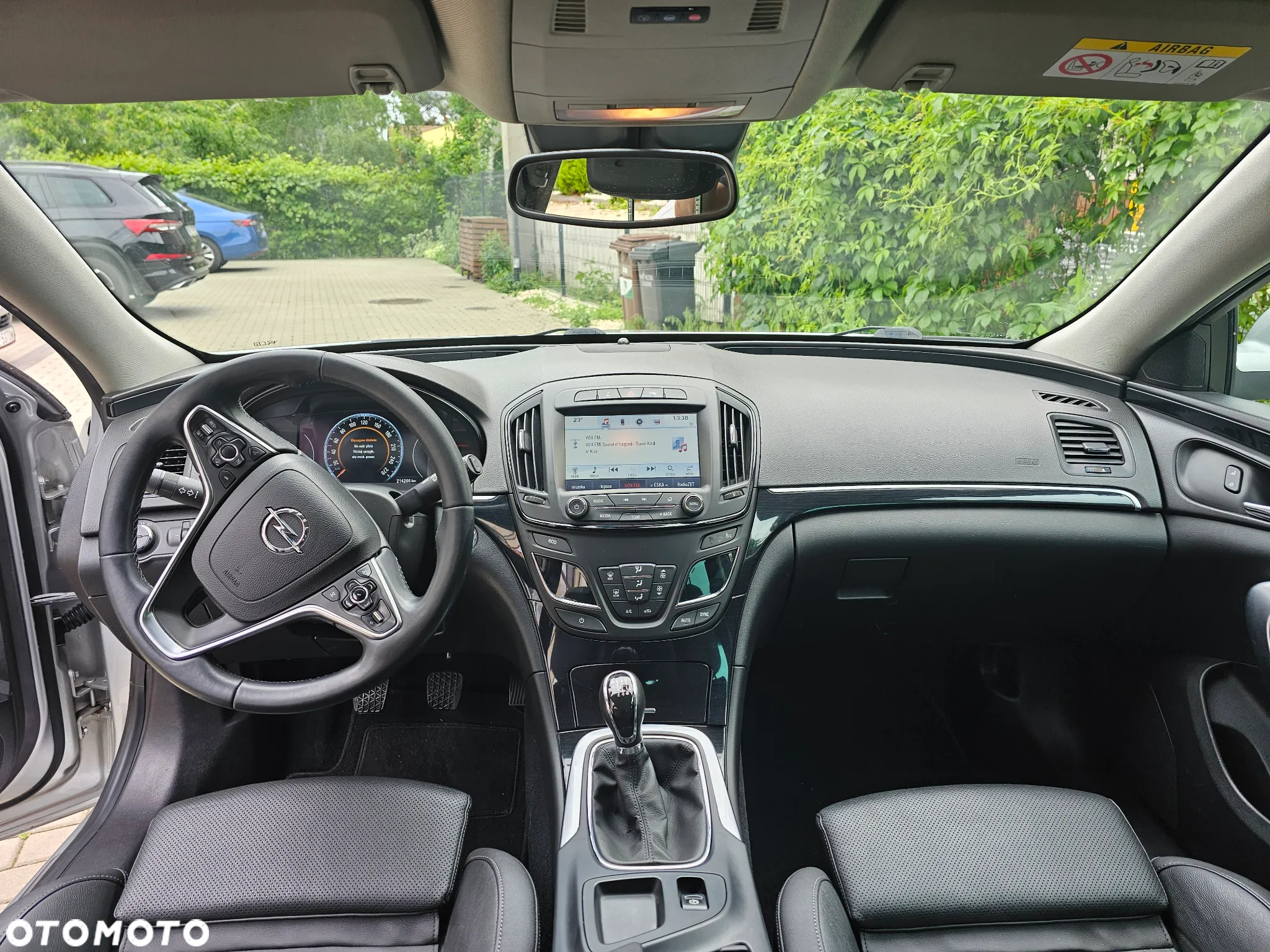 Opel Insignia - 8