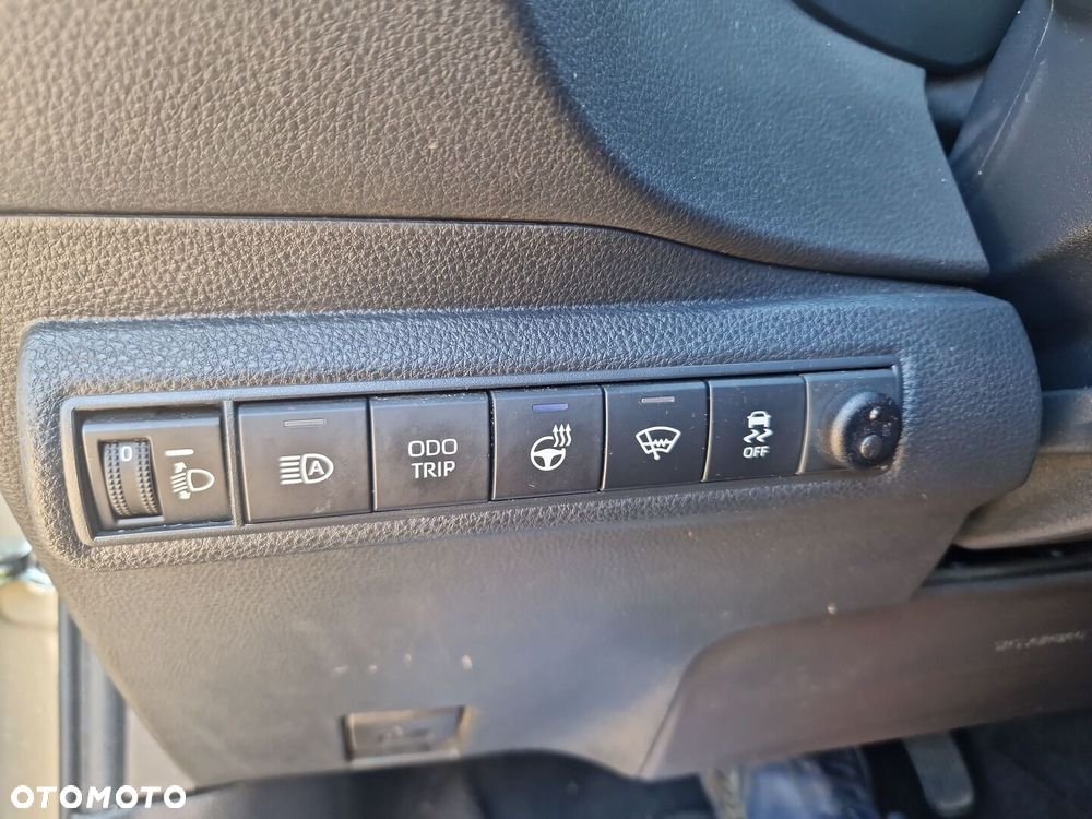 Toyota Corolla 2.0 Hybrid Comfort - 20