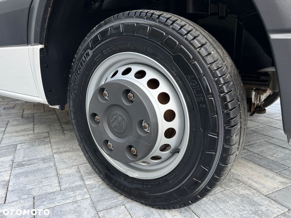 Volkswagen Crafter Wywrotka 2.0 TDI 136km / Fabryczna wywrotka Cabretta / Stan jak nowego! / Oryginalny niski przebieg / Nowe opony / Wywrot tylnozsypowy / FV23% - 26