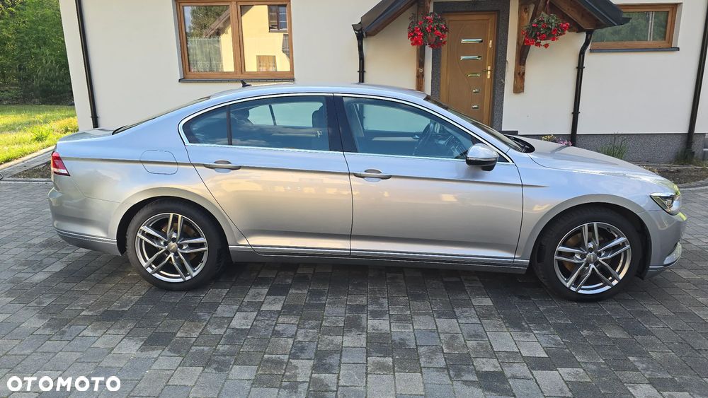 Volkswagen Passat 2.0 TDI SCR Comfortline - 6
