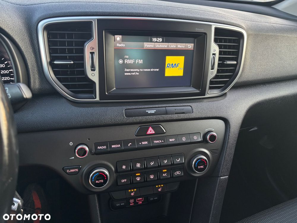 Kia Sportage - 16