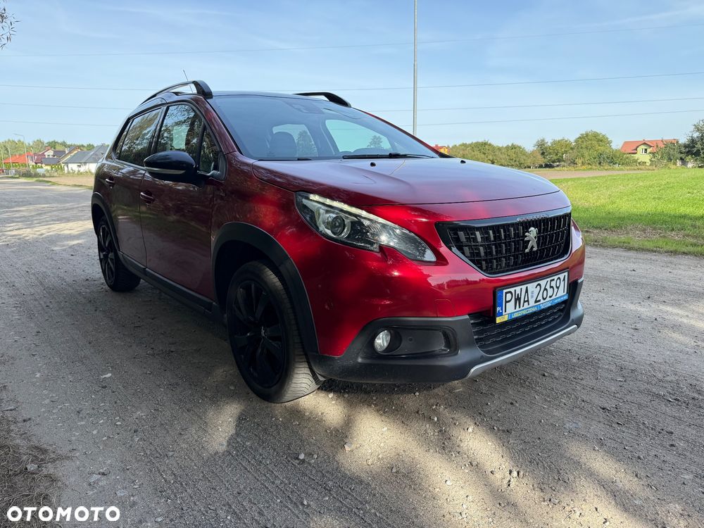Peugeot 2008 1.2 Pure Tech Allure S&S - 14