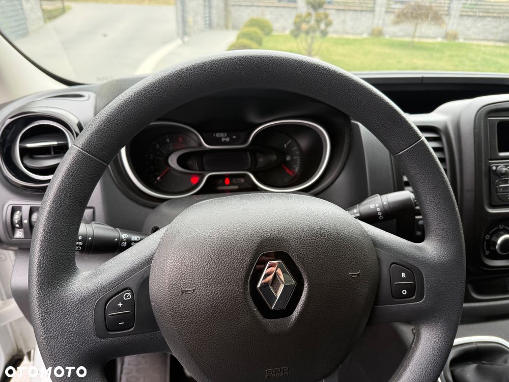 Renault Trafic - 13