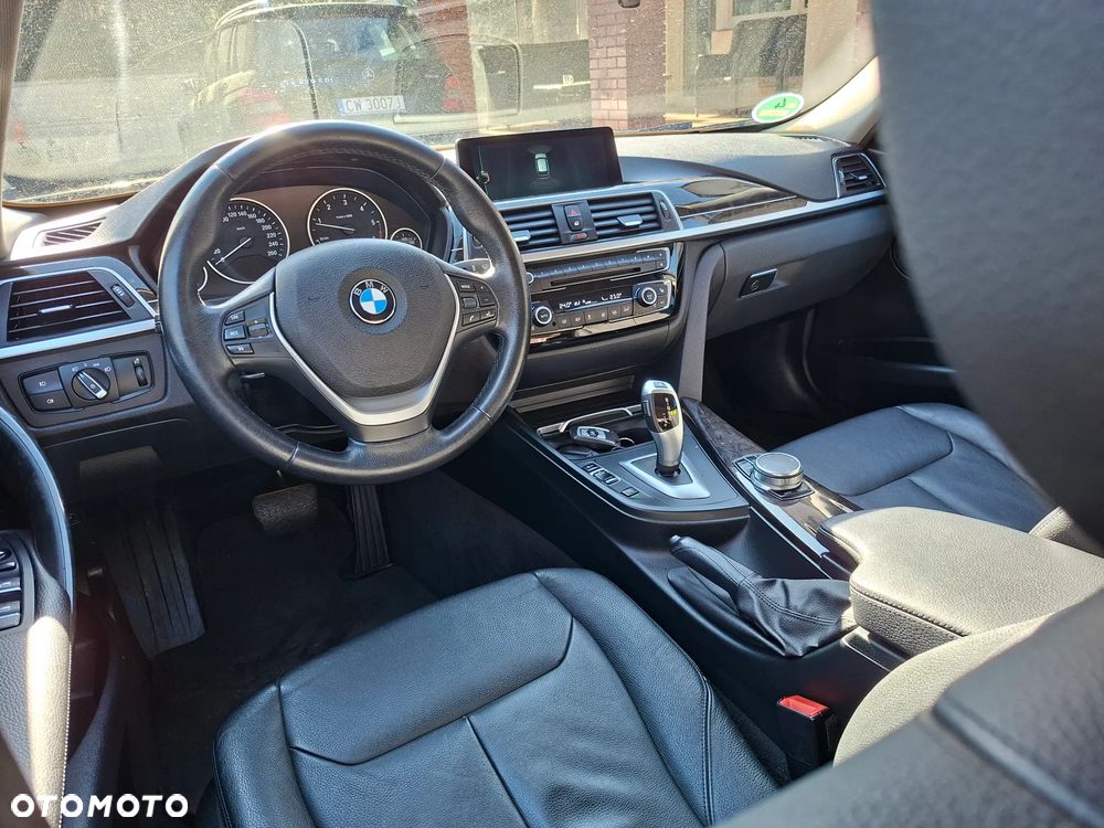 BMW Seria 3 320d Luxury Line - 17